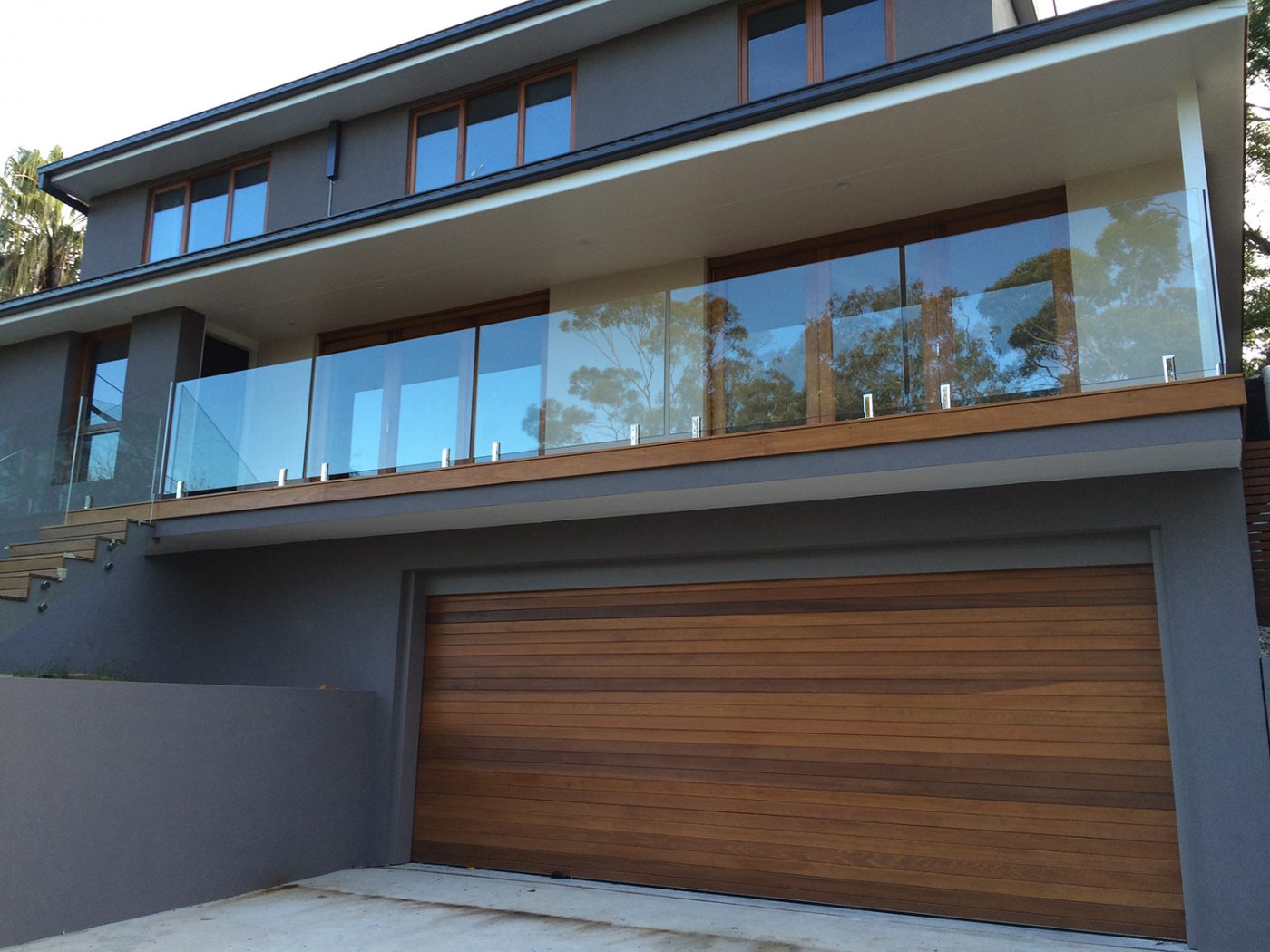 Stylish frameless glass pool fencing